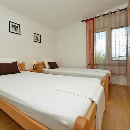 Apartment Nada *